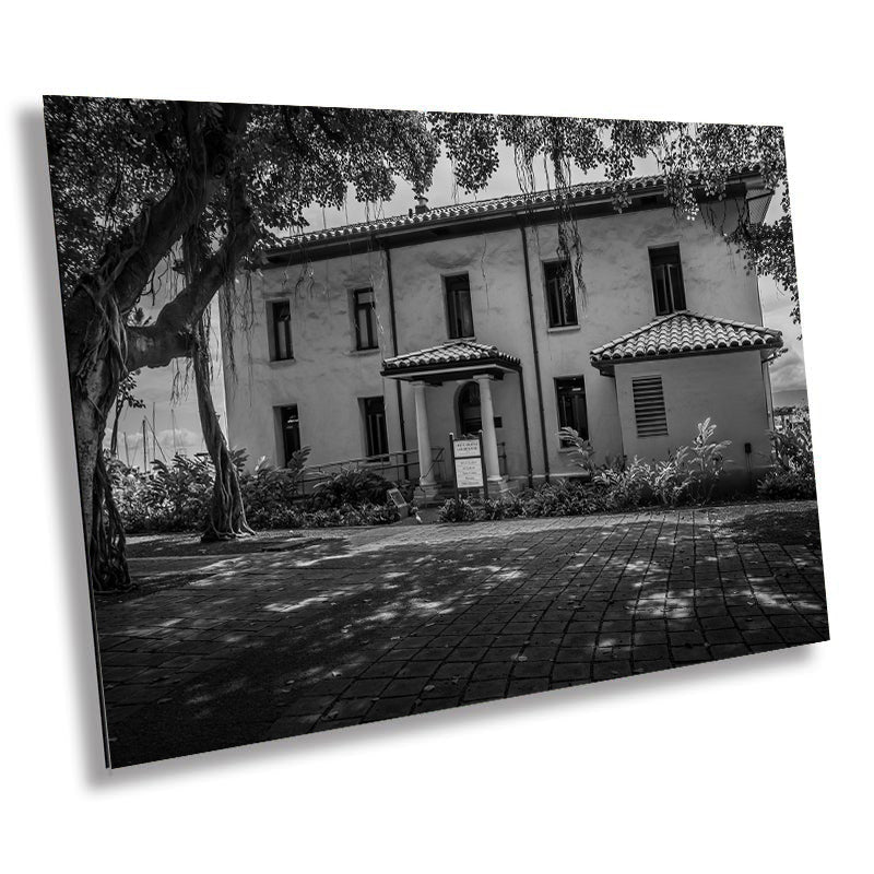Lahaina Courthouse Wall Art - Historic Maui Landscape Decor | Ready to Hang Canvas Print