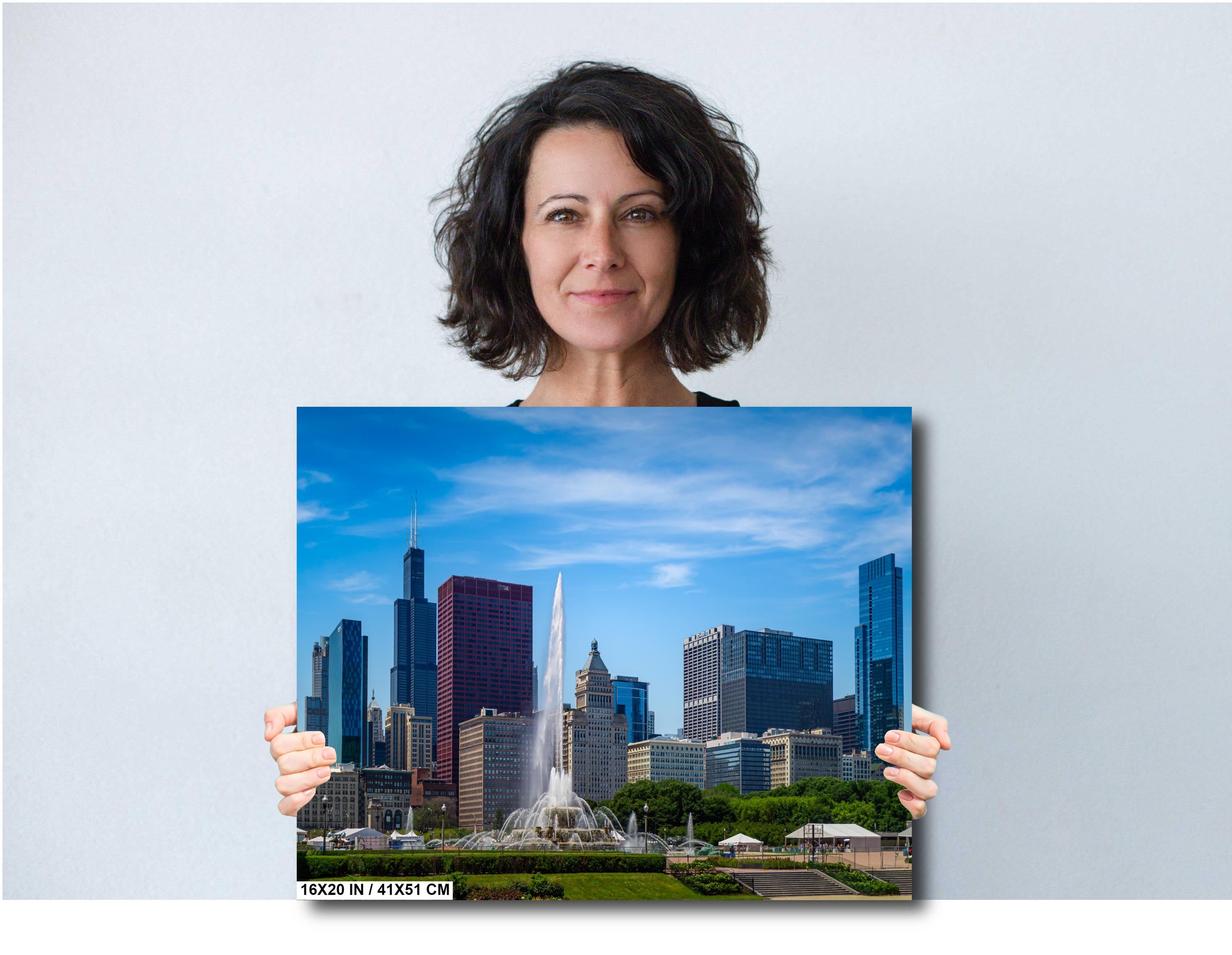 Chicago Buckingham Fountain: Cityscape Skyline Photography Wall Art